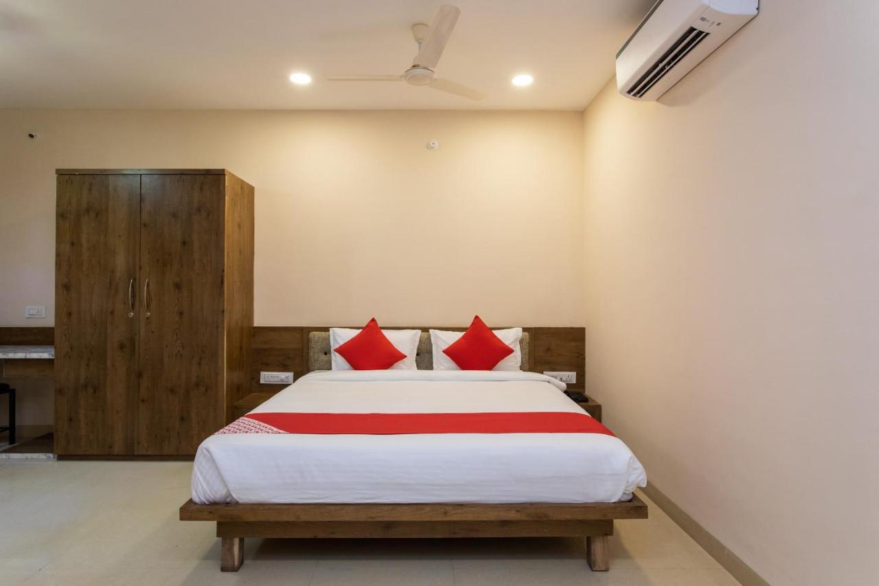 Oyo Hotel Badri Inn & Yatri Niwas Jabalpur Exterior photo